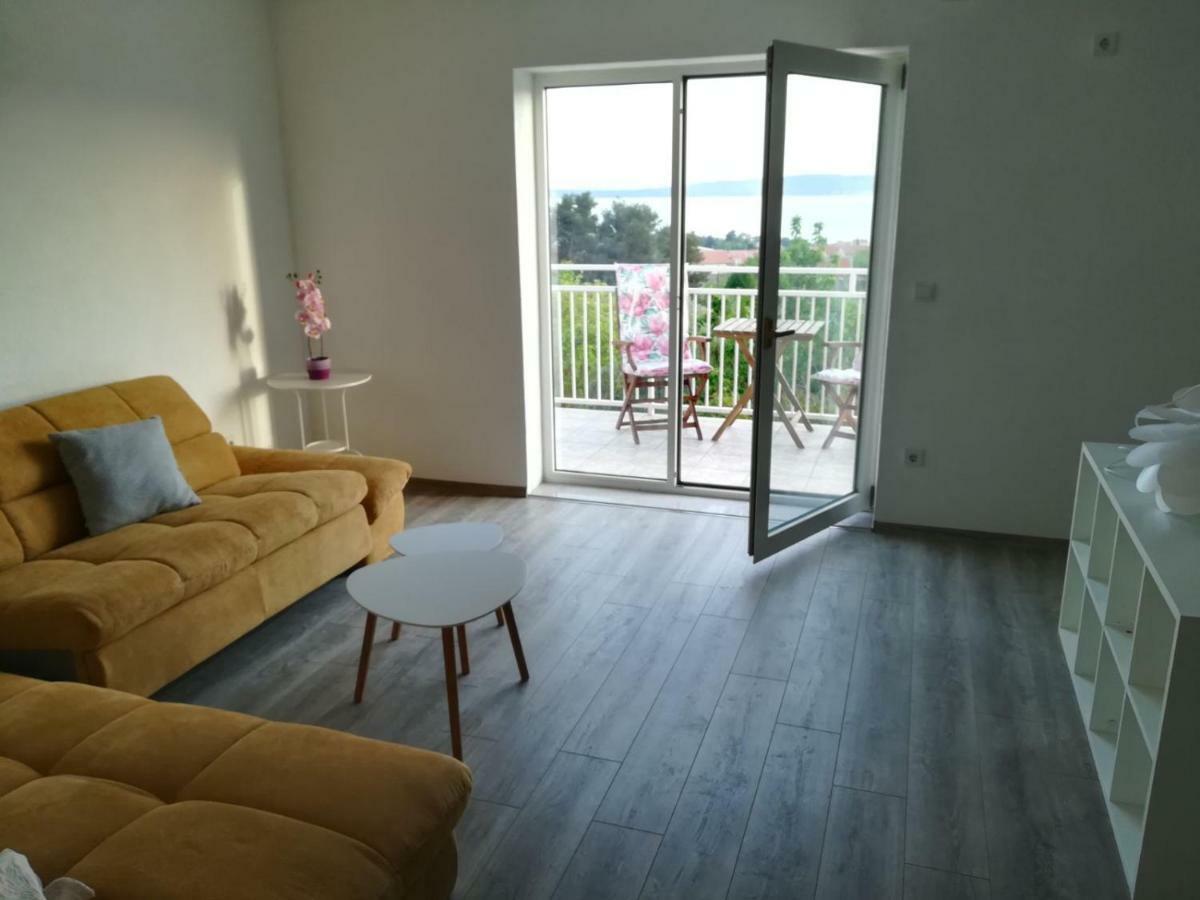 Cvita Kastela Luaran gambar